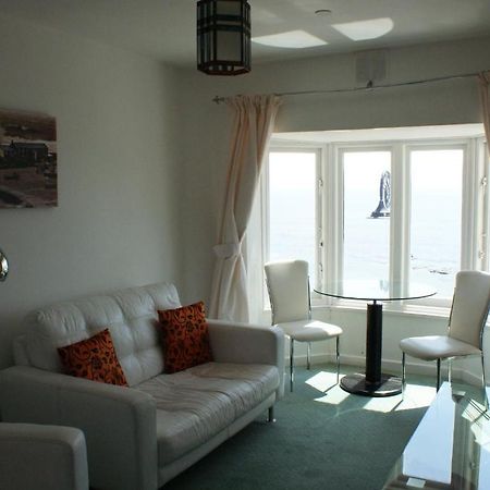 The Bay Apartment Lyme Regis Room photo