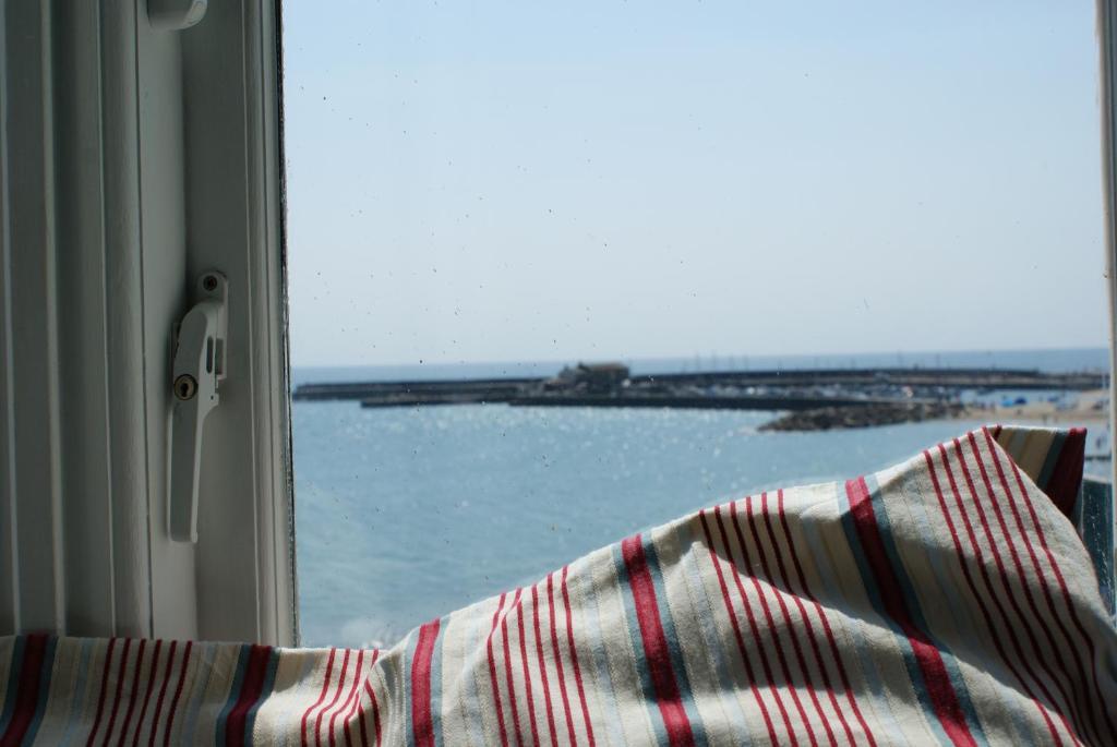 The Bay Apartment Lyme Regis Room photo